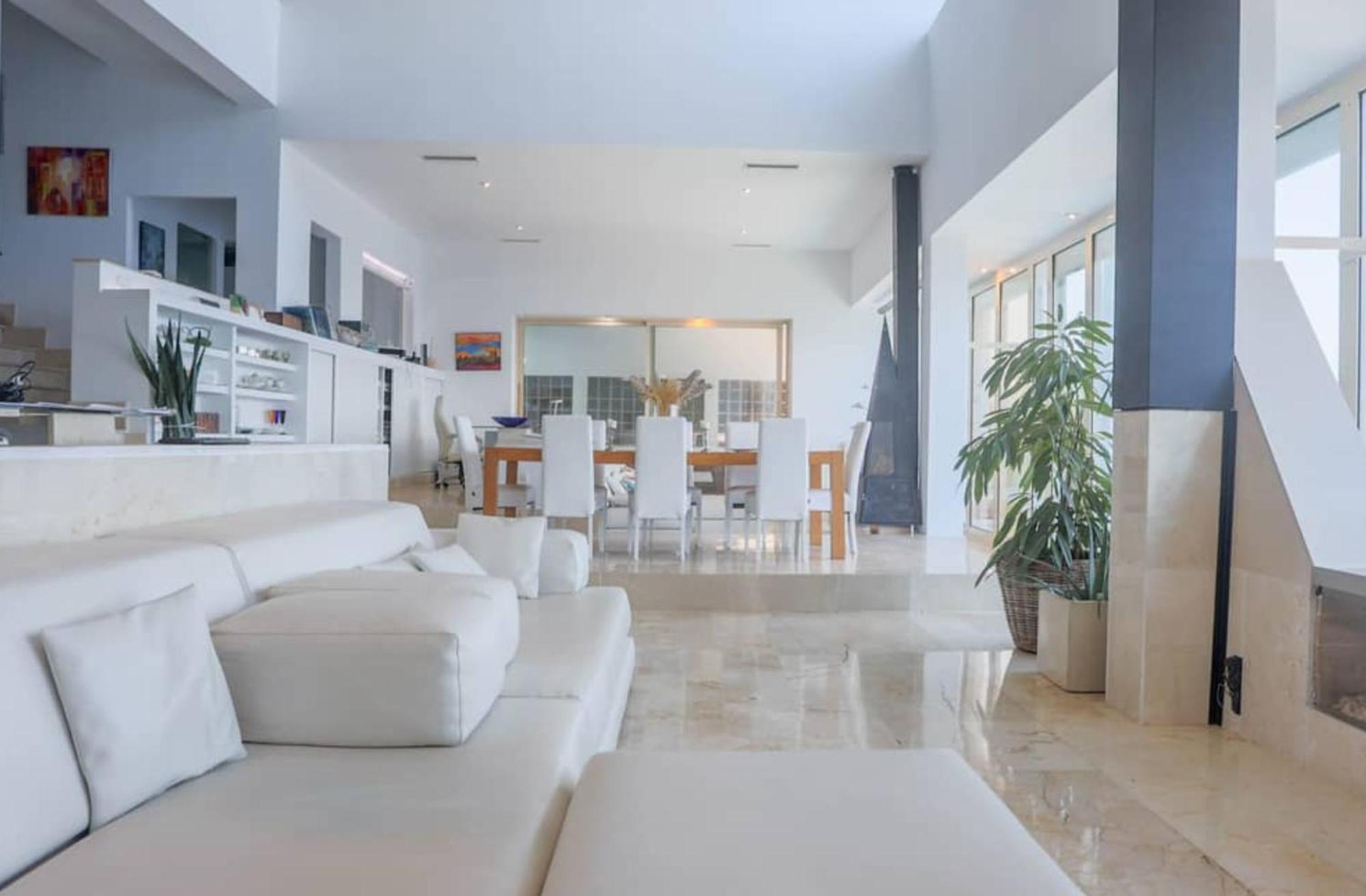 Exclusive Seafront Villa,Private Pool,Gym,Bbq El Toro  Kültér fotó